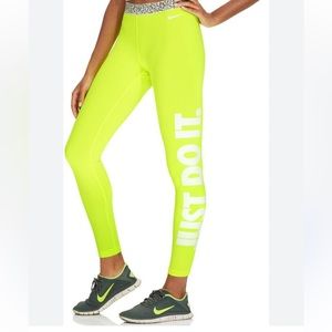 Nike Pro Hyperwarm Mezzo Active Leggings Size Medium